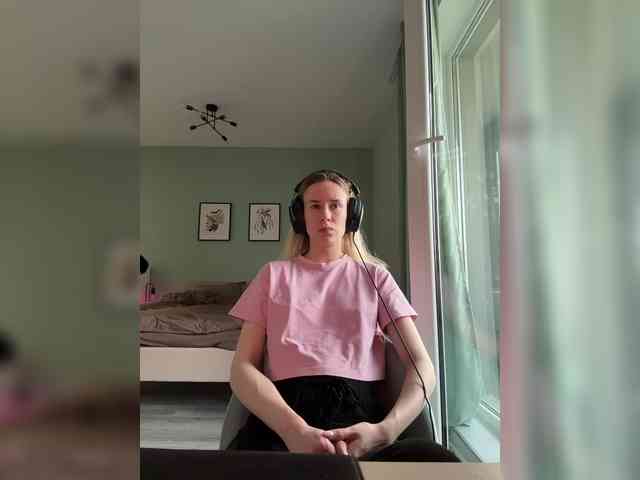 ari_ webcam
