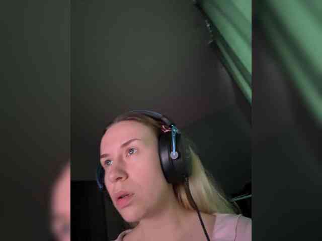 ari_ webcam