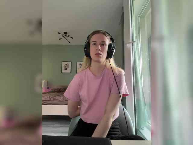 ari_ webcam