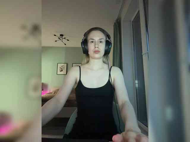 ari_ webcam