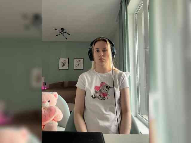ari_ webcam