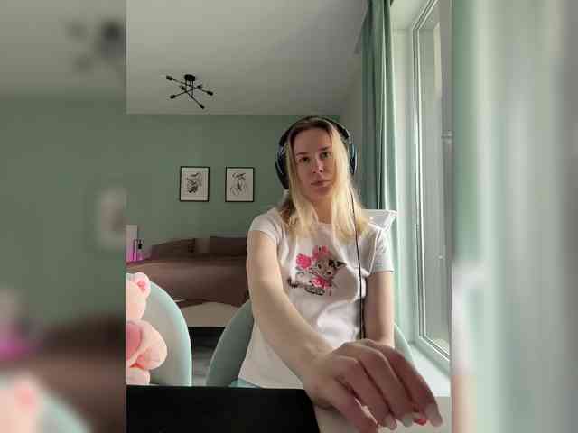 ari_ webcam