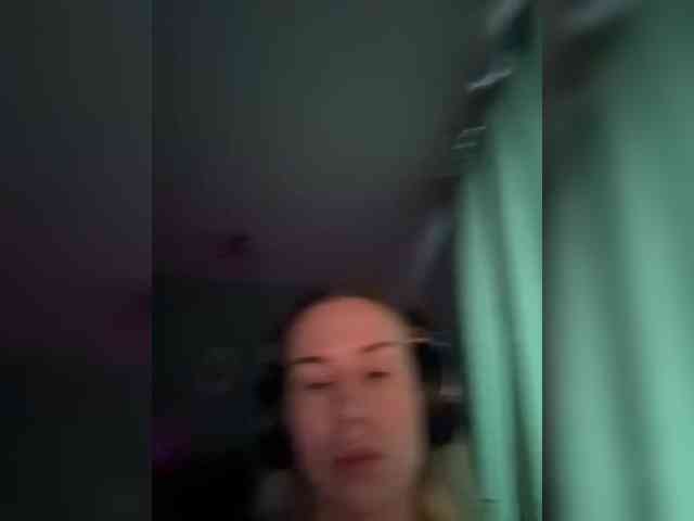 ari_ webcam