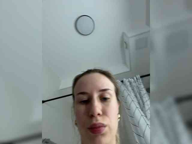 ari_ webcam