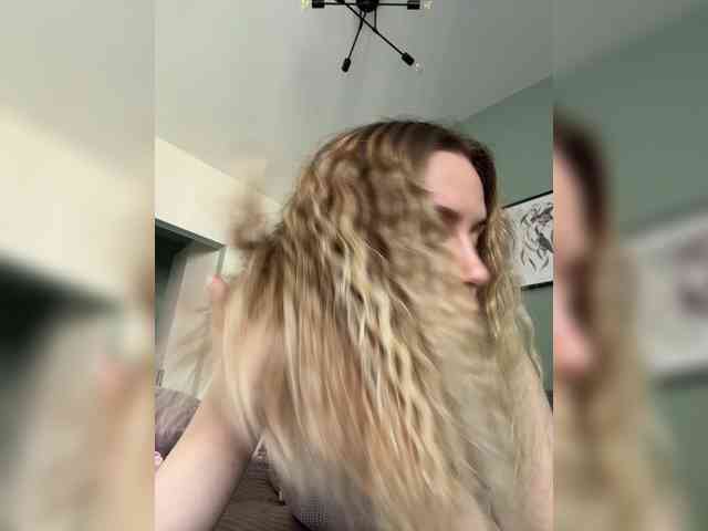 ari_ webcam