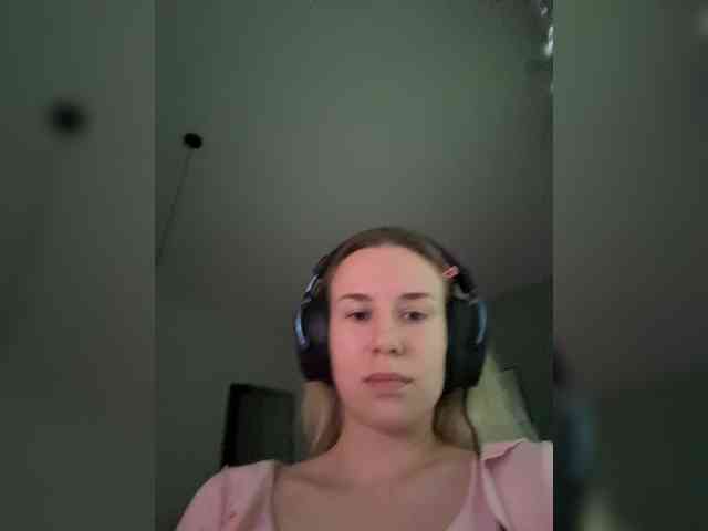 ari_ webcam