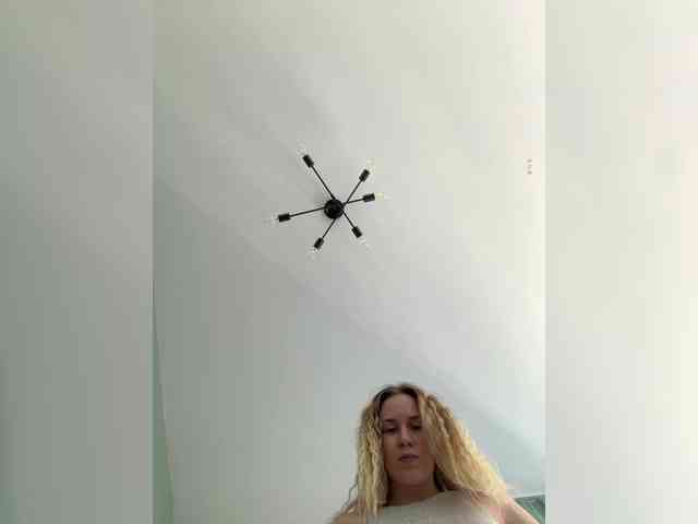ari_ webcam