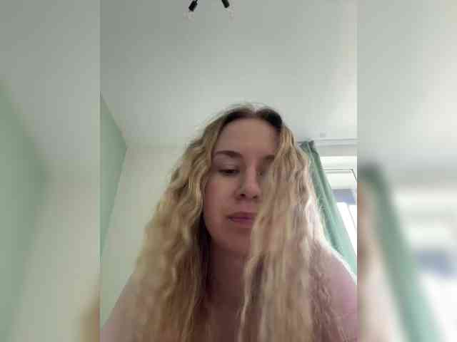 ari_ webcam