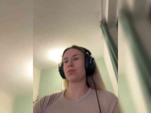 ari_ webcam