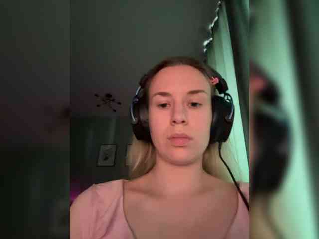 ari_ webcam