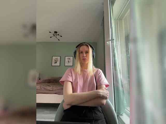 ari_ webcam