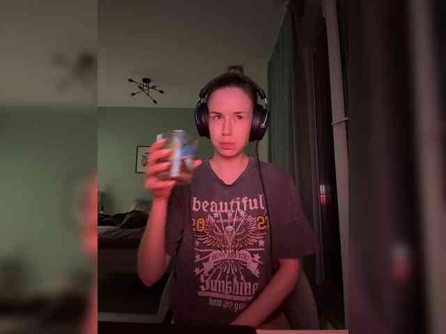 ari_ webcam