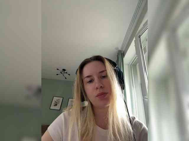 ari_ webcam