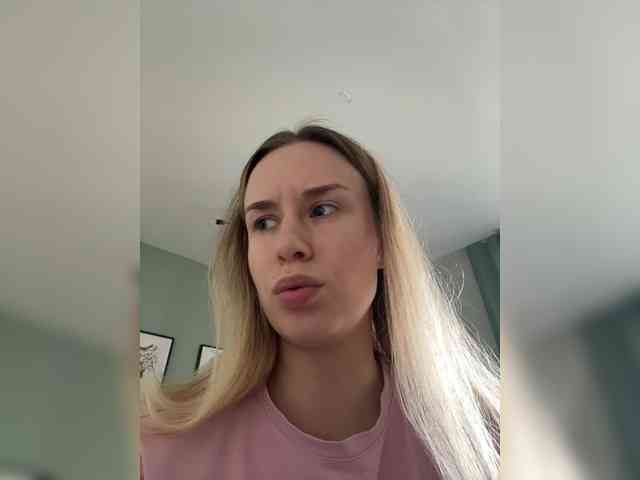 ari_ webcam