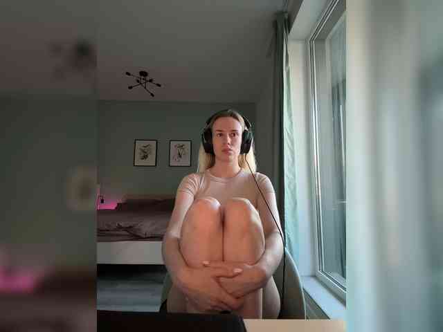 ari_ webcam
