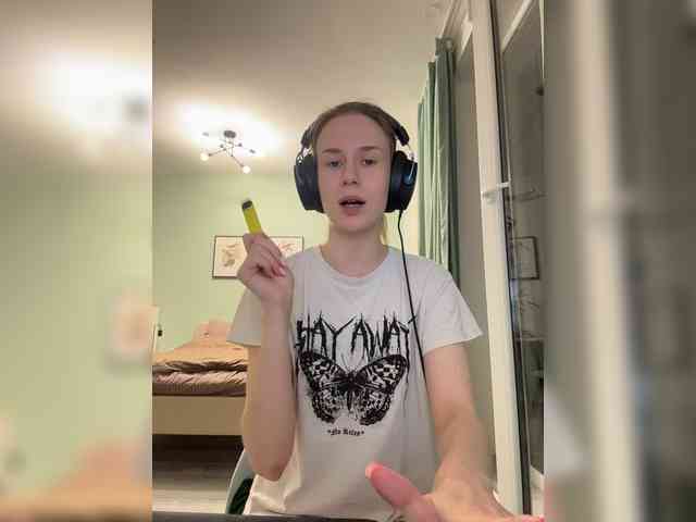 ari_ webcam