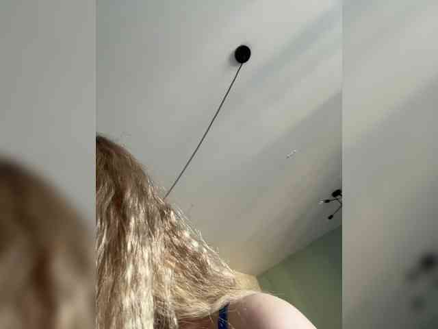 ari_ webcam