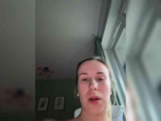 ari_ webcam