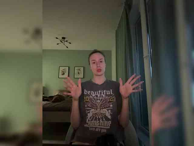 ari_ webcam