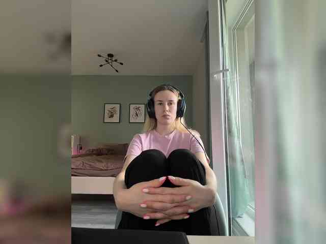 ari_ webcam