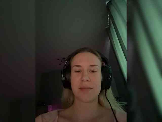 ari_ webcam