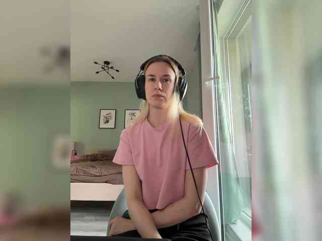 ari_ webcam