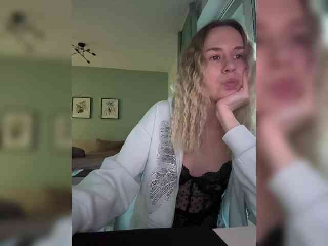 ari_ webcam