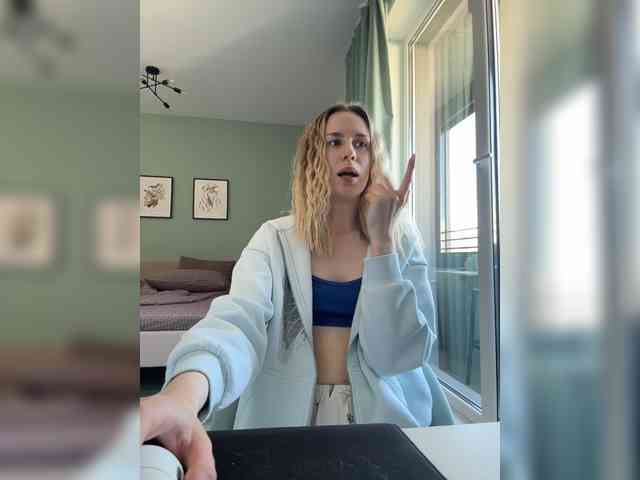 ari_ webcam
