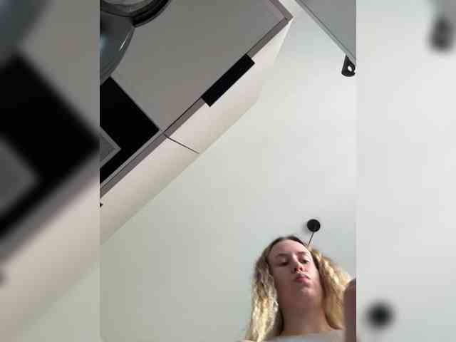 ari_ webcam