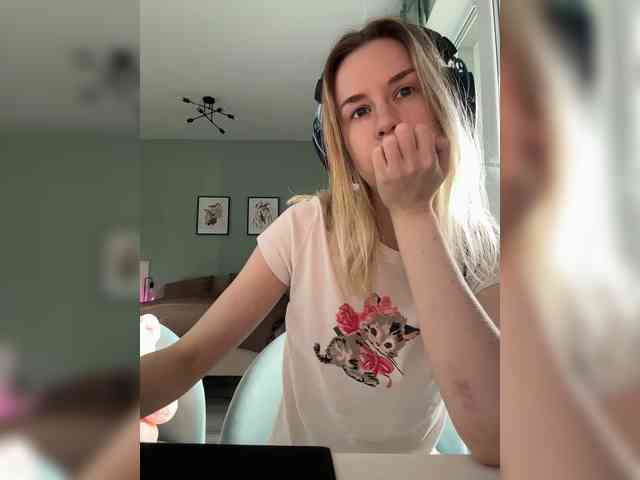 ari_ webcam