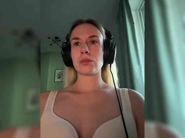 ari_ webcam