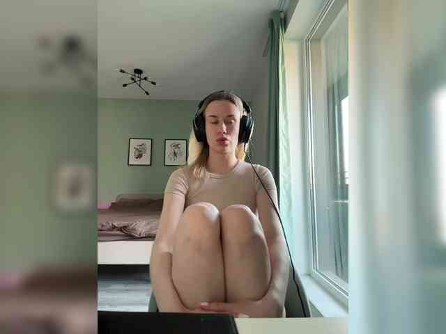 ari_ webcam