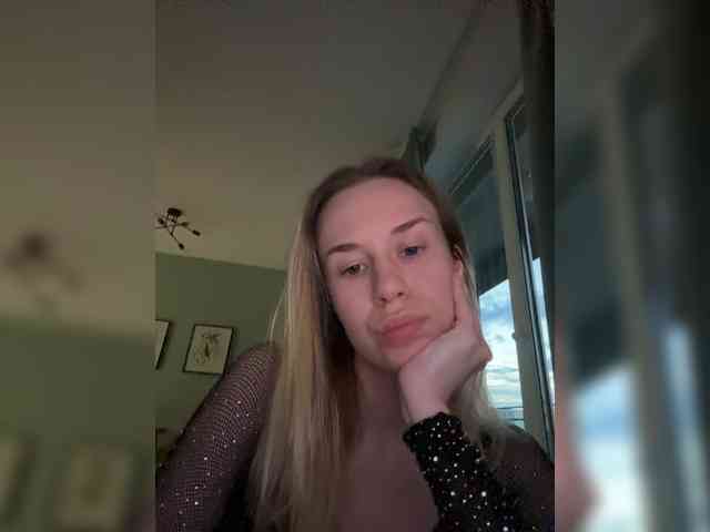 ari_ webcam
