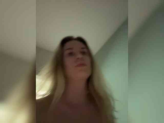 ari_ webcam