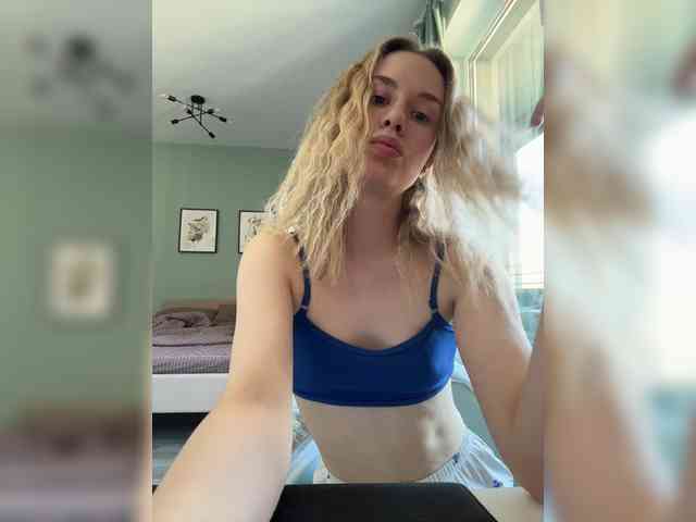 ari_ webcam