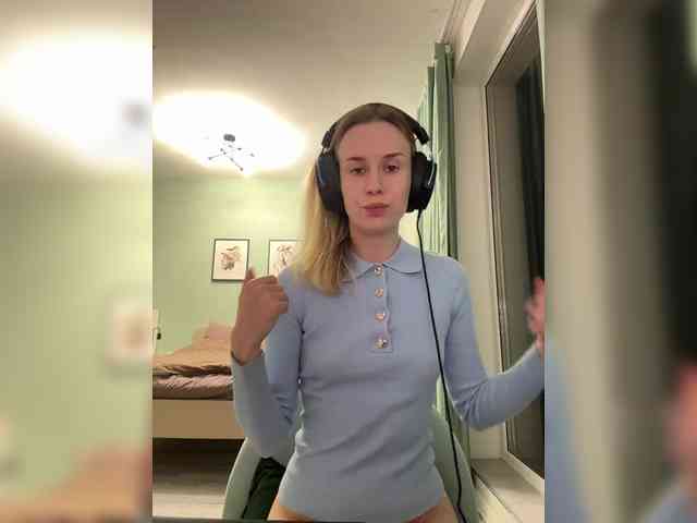 ari_ webcam