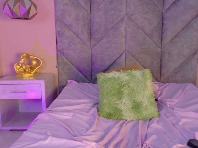 SERENA-JONES's BongaCams show and profile