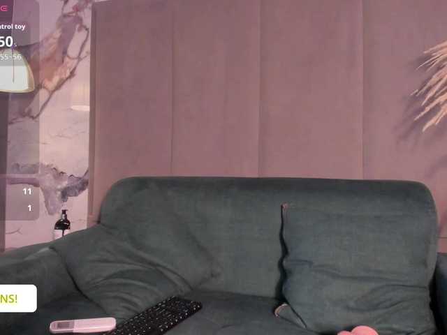 Jazmiin-Evans live cam on BongaCams
