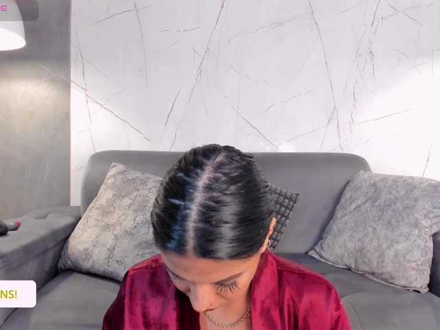 Jazmiin-Evans live cam on BongaCams