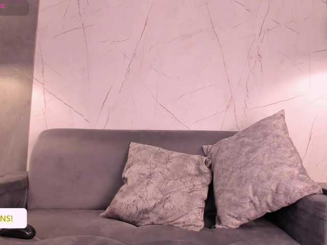 Jazmiin-Evans live cam on BongaCams