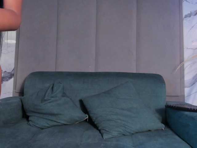Jazmiin-Evans live cam on BongaCams