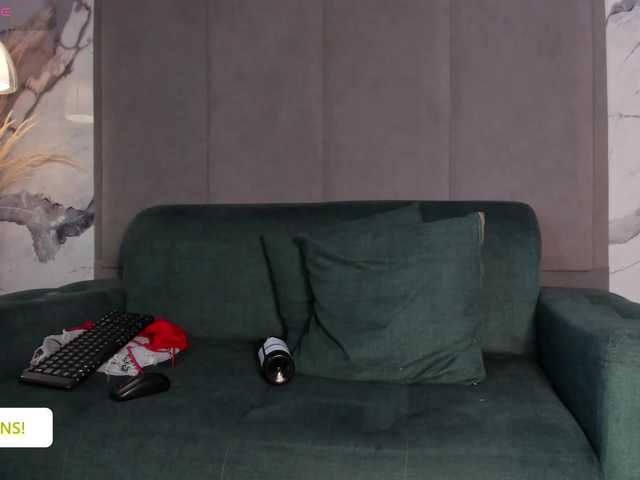 Jazmiin-Evans live cam on BongaCams