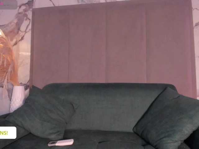 Jazmiin-Evans live cam on BongaCams