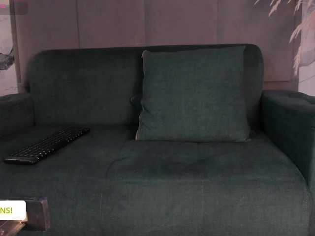 Jazmiin-Evans live cam on BongaCams