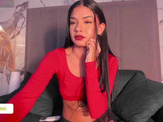 Jazmiin-Evans live cam on BongaCams