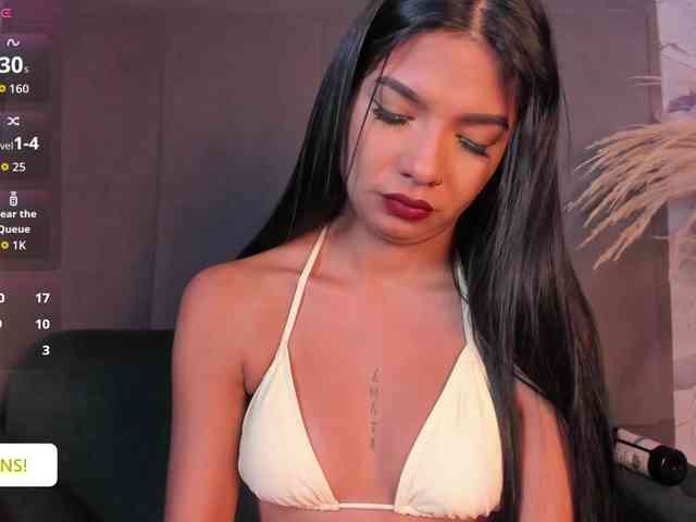 Jazmiin-Evans Live Webcam on BongaCams