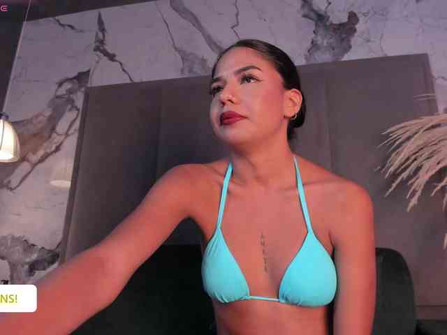 Jazmiin-Evans Live Webcam on BongaCams