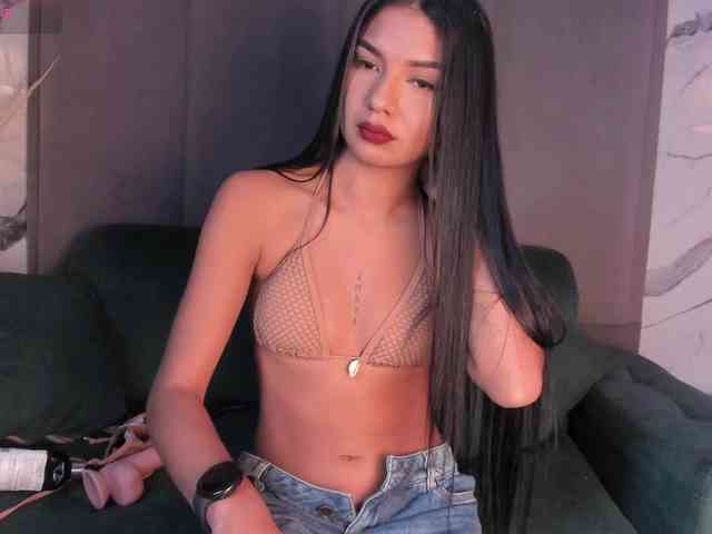 Jazmiin-Evans webcam