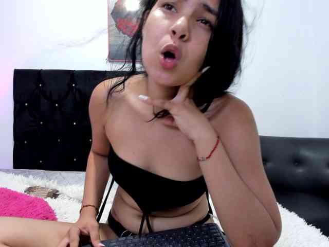 SamantaMoet webcam