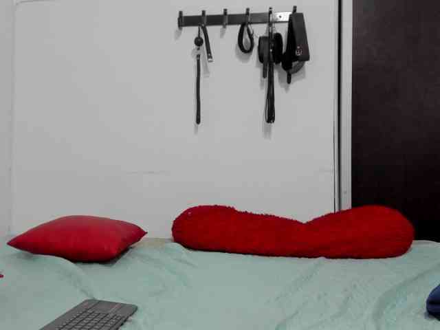 SamantaMoet webcam